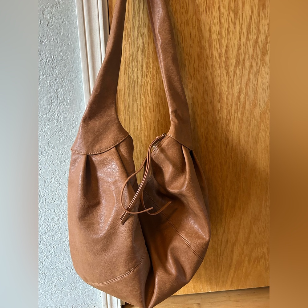 ✨ Free People ✨ Slouchy Carryall Handbag